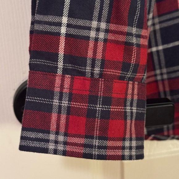 RedHead Men's Casual Plaid Shirt - Red and Navy 100% cotton - Picture 5 of 8